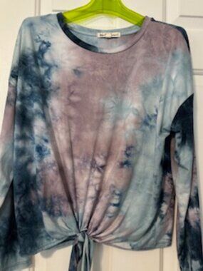 Wallflowers tie dyed long sleeve tie front blouse Sz M